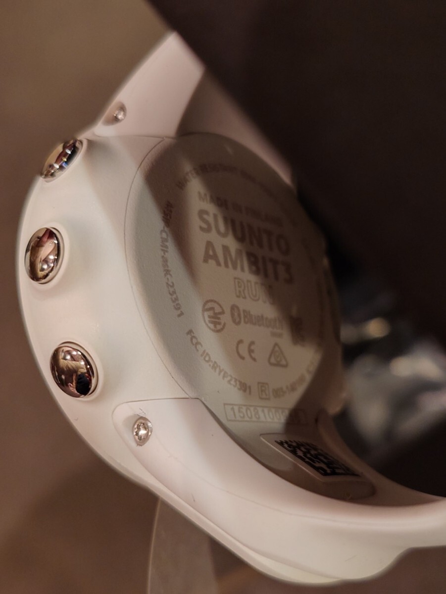 SUUNTO AMBIT3 スント アンビット 3ラン HR ホワイト 未使用　スポーツウォッチ