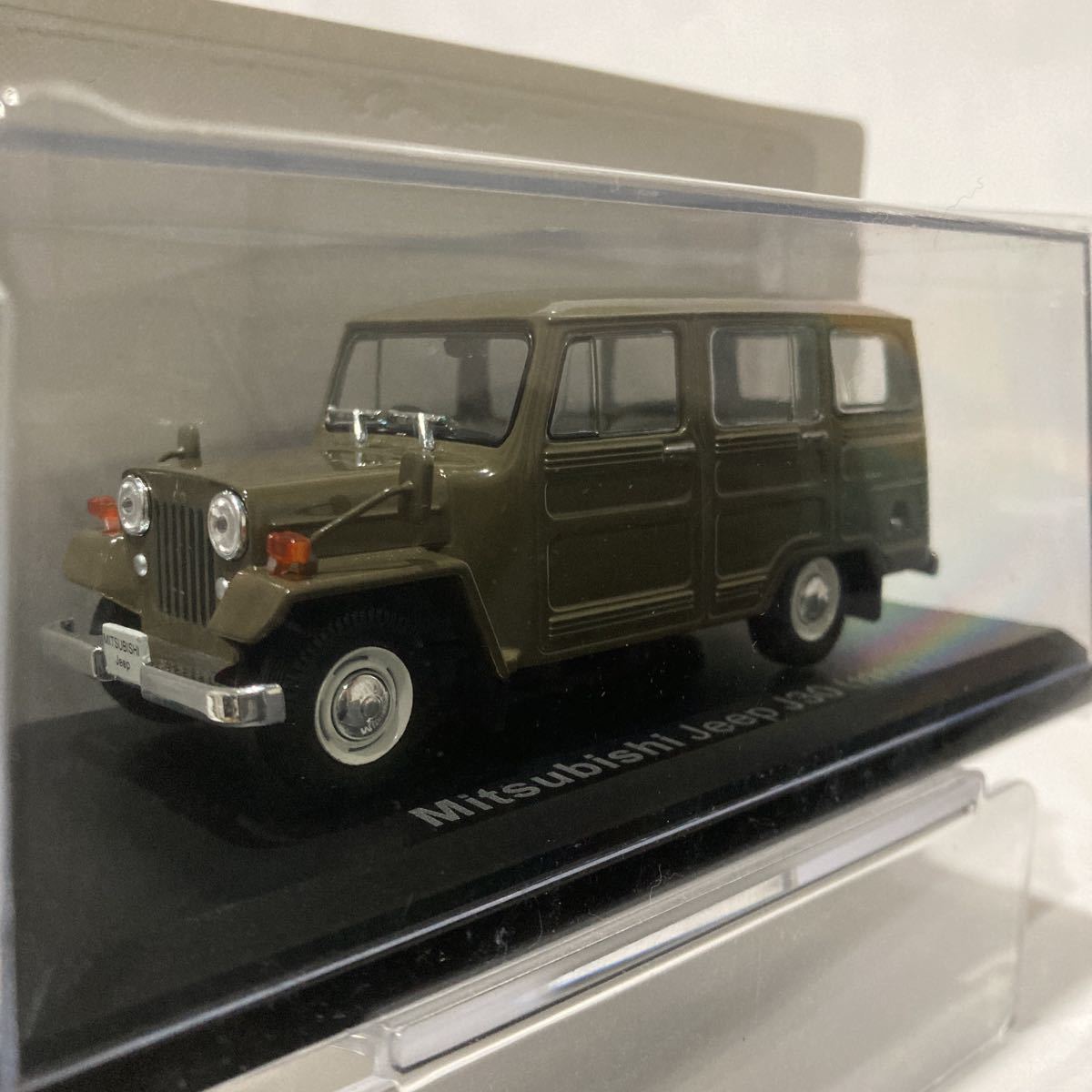 アシェット 国産名車コレクション 1/43 vol.96 Mitsubishi Jeep J30 1961年 三菱 ジープ J30 旧車ミニカー モデルカー_画像3