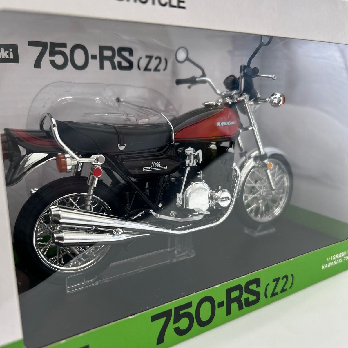 未開封 AOSHIMA 1/12 KAWASAKI 750RS Z2 アオシマ カワサキ ファイアーボール ZⅡ 完成品バイク 旧車 ミニカー モデルカー_画像4