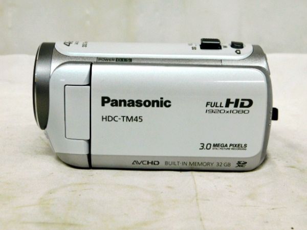 A632★Panasonic HDC-TM45 FULL HD パナソニック デジタルビデオカメラ 32G 3.0MEGA PIXELS 1920×1080 通電確認済 2011年製★送料590円〜の画像4