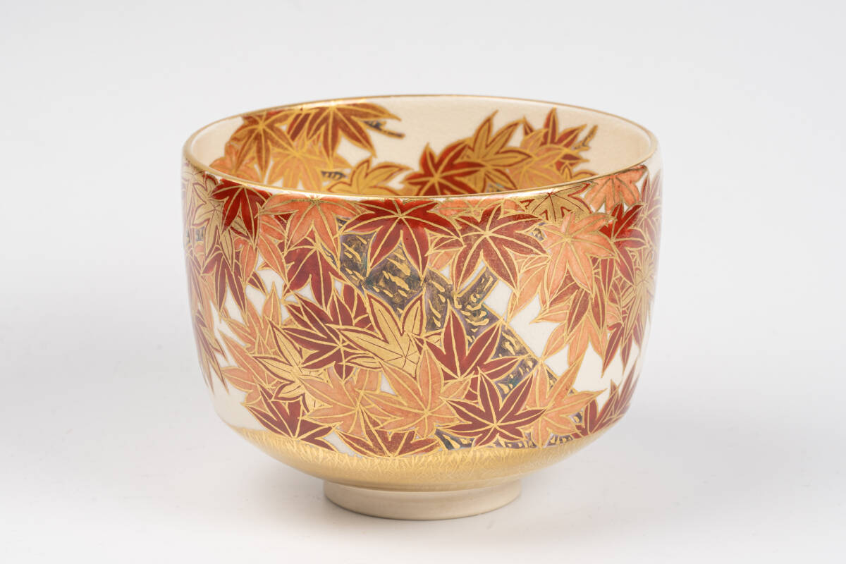 清閑寺窯 四代杉田祥平造 色絵紅葉画茶碗 本人作 丸印 茶道具 清閑寺窯 四代杉田祥平造 色絵紅葉画茶碗 本人作 丸印 茶道具