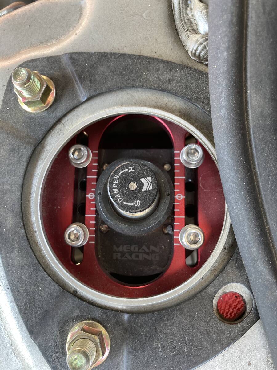 メーガンレーシング CR6 アコードハイブリッド 車高調一式 美品の画像6