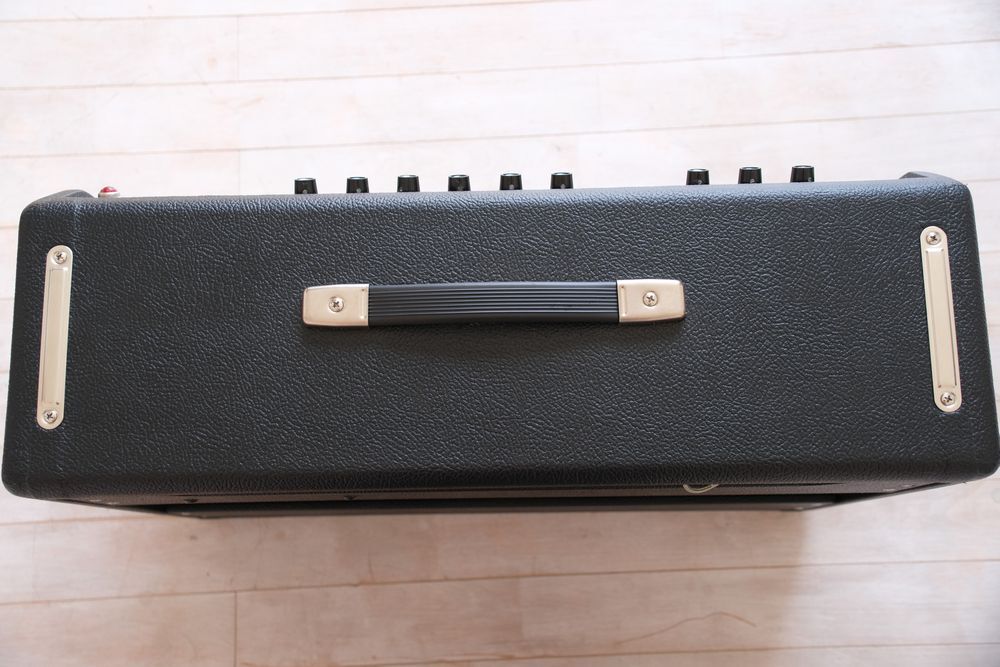 【新品同様】Fender '64 Custom Deluxe Reverb Custom Shop デラリバ ハンド・ワイヤードの画像4