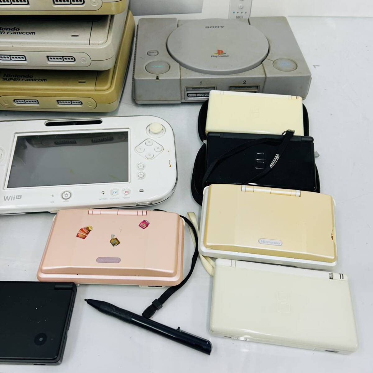 4SY001 1円～ ゲーム機 まとめ 大量 Wii ファミコン DS プレステ ゲーム 箱付き有り 中古 現状品 動作未確認の画像2