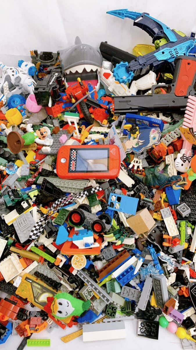 4SB157 1円〜おもちゃまとめ 大量 LEGO レゴブロック仮面ライダー フィギュア ヒーロー物 中古 現状品 動作未確認の画像3