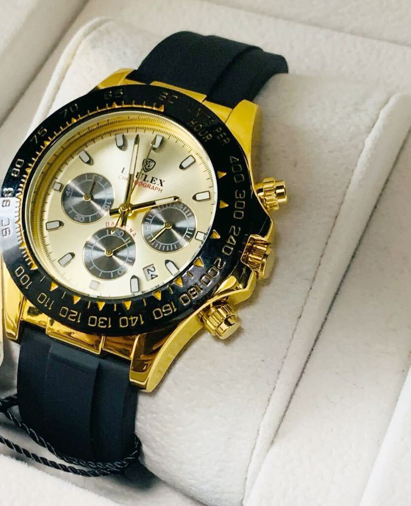 新作 メンズ腕時計 デイトナオマージュ クロノ グラフ スーツ ダイバーズ シリコン ゴールド 人気高品質 1430現品限り 即日発送の画像3