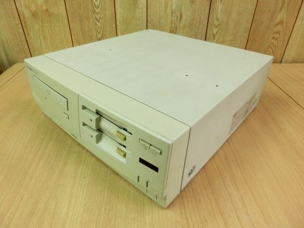 通電確認済■NEC 日本電気 パーソナルコンピュータ デスクトップ 98シリーズ パソコン 本体のみ PC-9821Cx2/S15T■の画像1