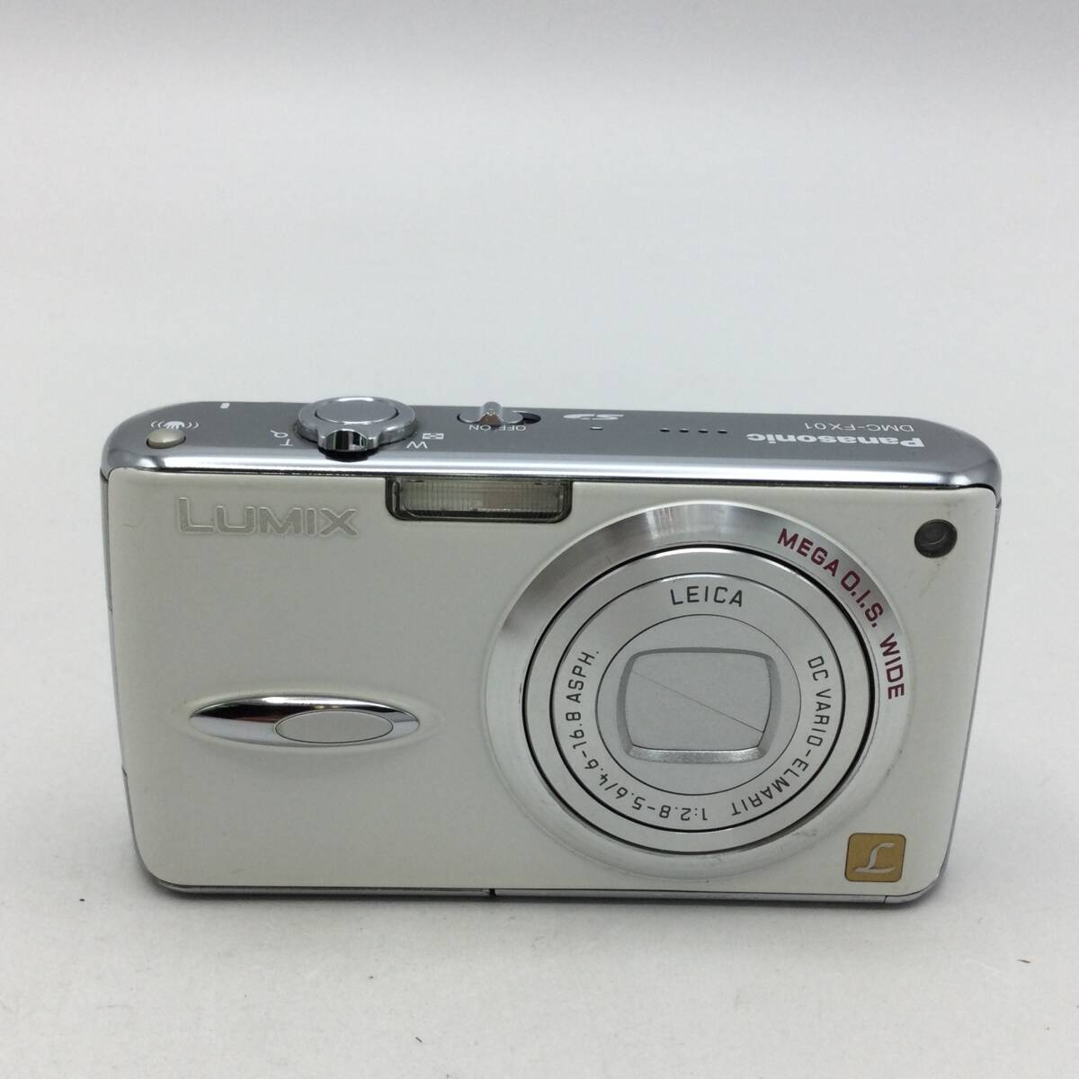 G162●【通電/動作/精度未確認】Panasonic パナソニック LUMIX DMC-FX01 コンパクトデジタルカメラ 充電器等付き 現状品 ジャンク品 ●の画像2