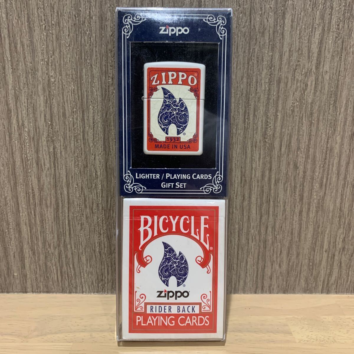 ☆未使用 バイスクルトランプ&ジッポーセット ZIPPO×BICYCLE 激レア 希少 コラボ プレイングカード トランプ オイルライター アメリカ製 の画像1