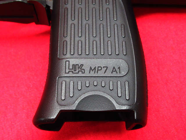 東京マルイ MP7A1 ガスブローバック サブマシンガン ガスガン Cal.4.6mm×30 説明書・元箱付属 管理6B0401G-D1の画像6