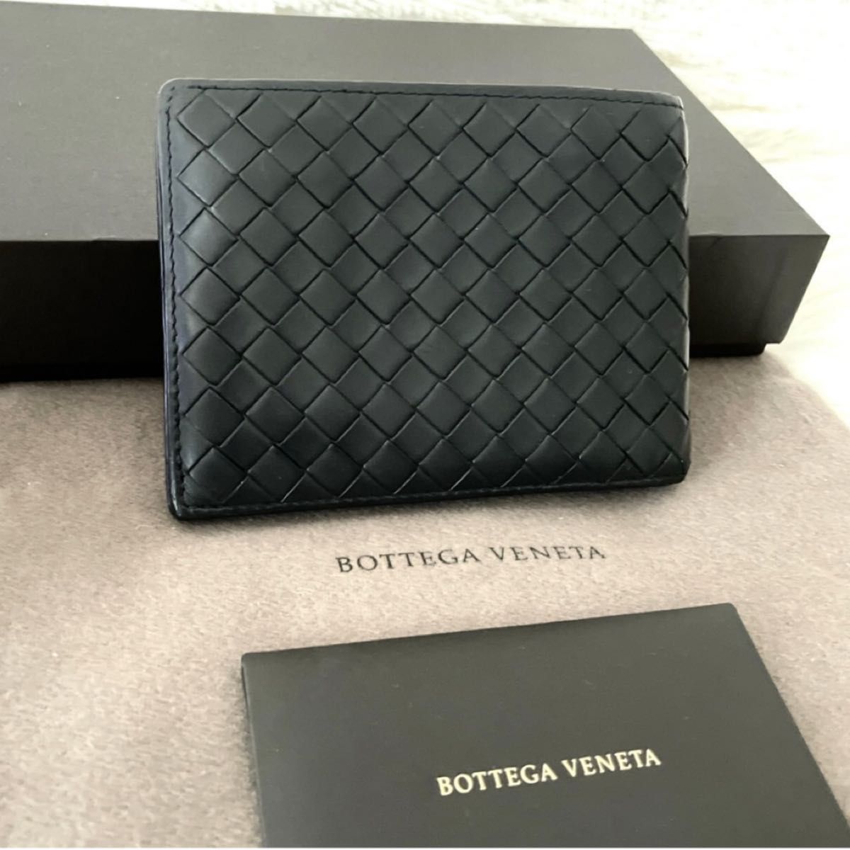 美品★BOTTEGA VENETA ボッテガヴェネタ イントレチャート 二つ折り財布 ブラック コンパクト ウォレット 小銭入れ