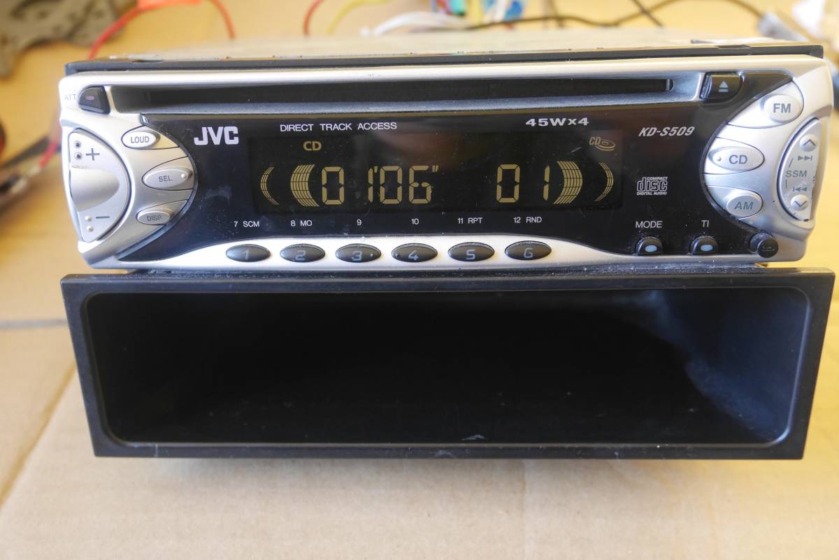 /// Victor JVC KD-S509-S 1D размер CD панель бардачок имеется ///