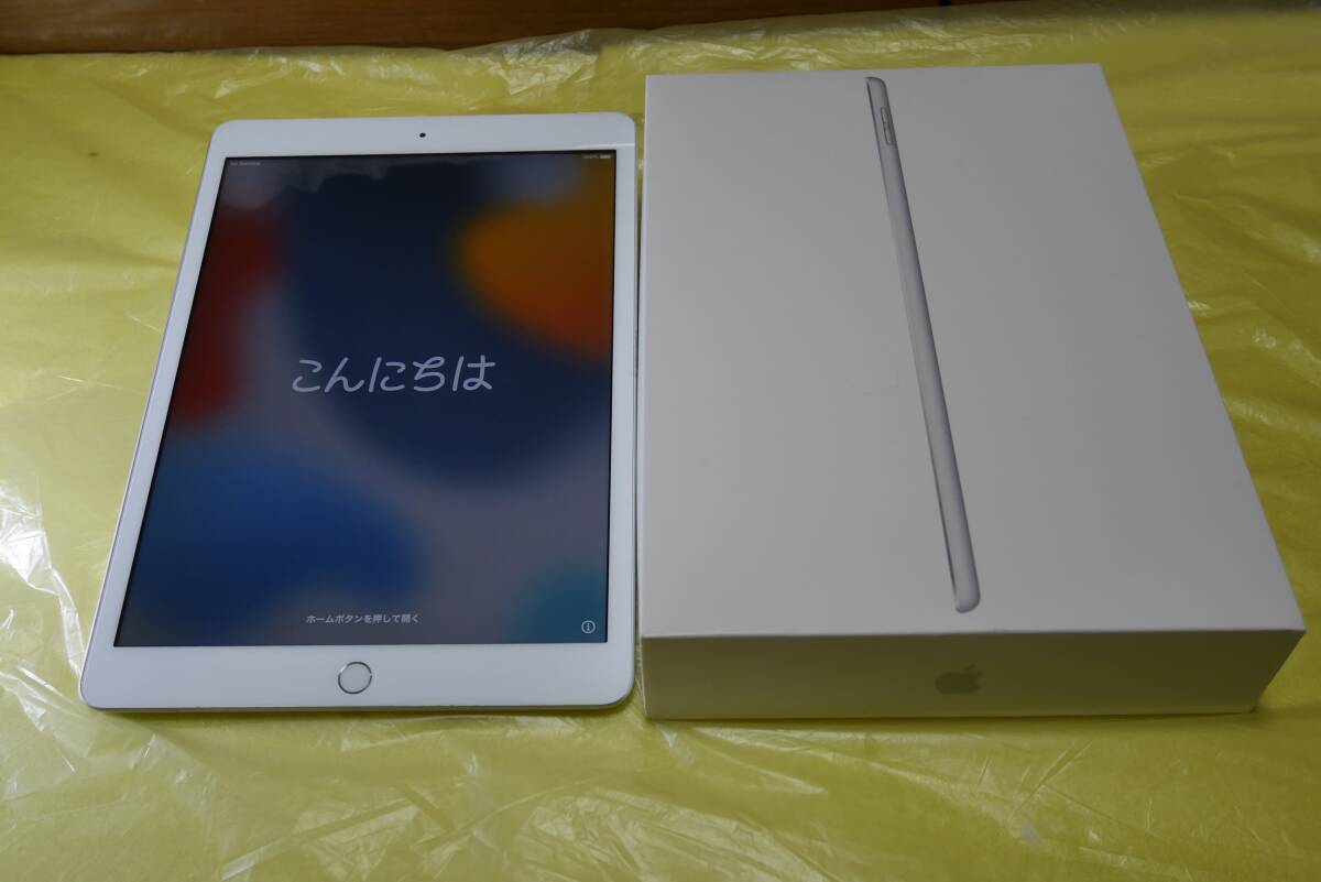 ★//美品【完動品】Apple iPad (第7世代) A2198 10.2インチ Wi-Fiモデル 32GB シルバー (MW6C2J/A)【アクティベーションロック解除済】//★
