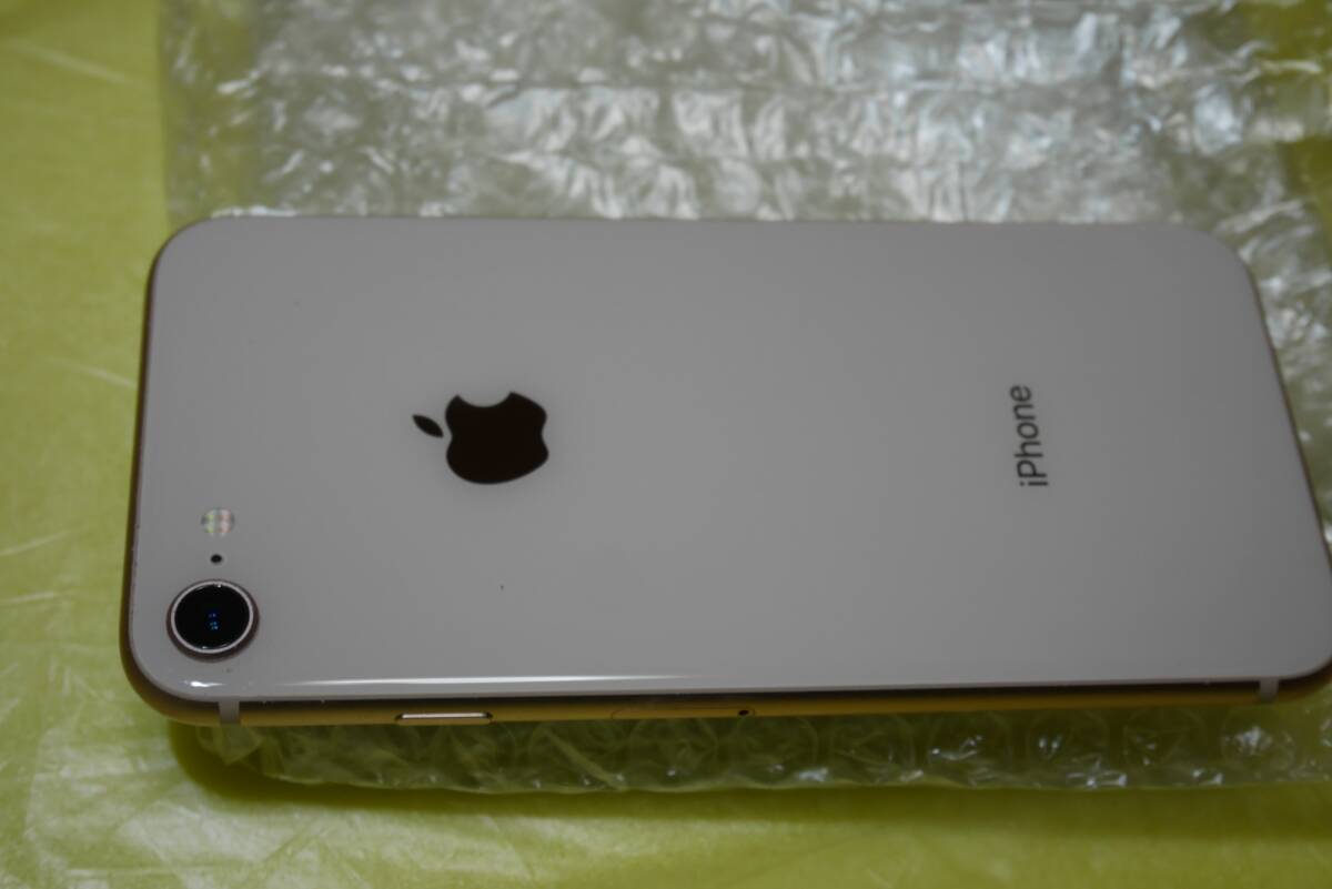★//【美品】iPhone 8 Plus 64GB ピンクゴールド SIMフリー 初期化済み docomo バッテリー良好//★の画像8