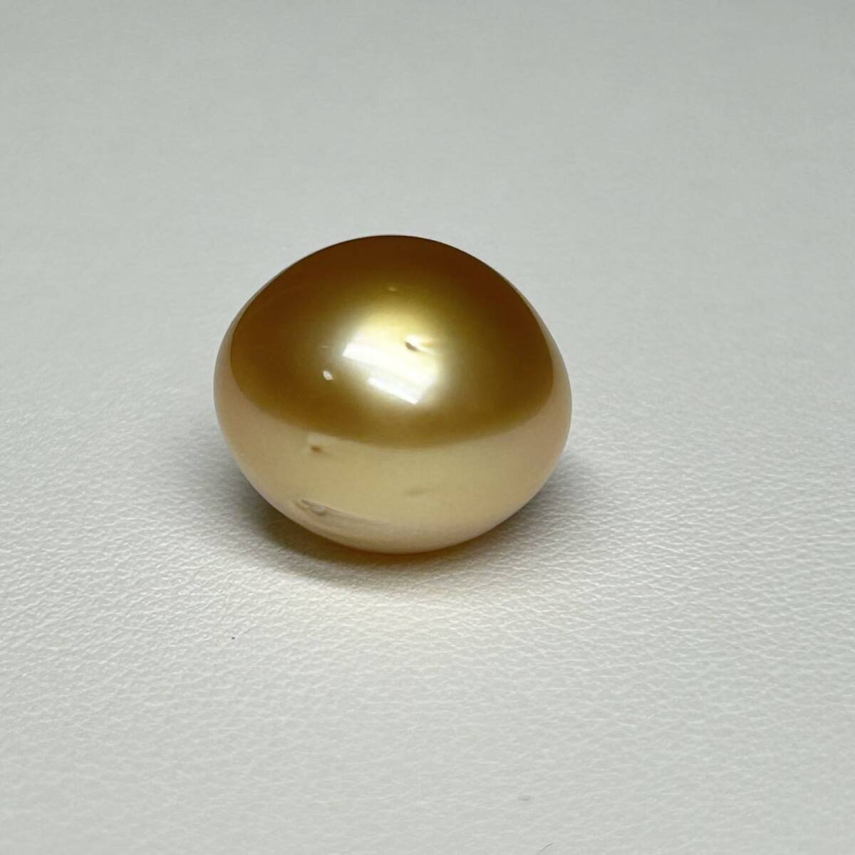 [ rarity! lustre eminent! extra-large 14.6mm] natural south . White Butterfly pearl 4.1g diamond D0.06ct K18 Gold pearl pendant top south . pearl necklace 18 gold 