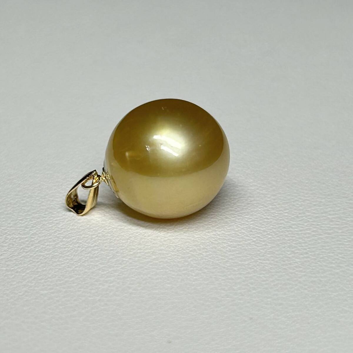 [ lustre eminent! large grain 12.5mm ]K18 natural south . pearl .. gloss eminent pendant top south . White Butterfly pearl 2.8g natural Gold pearl Pearljewelry