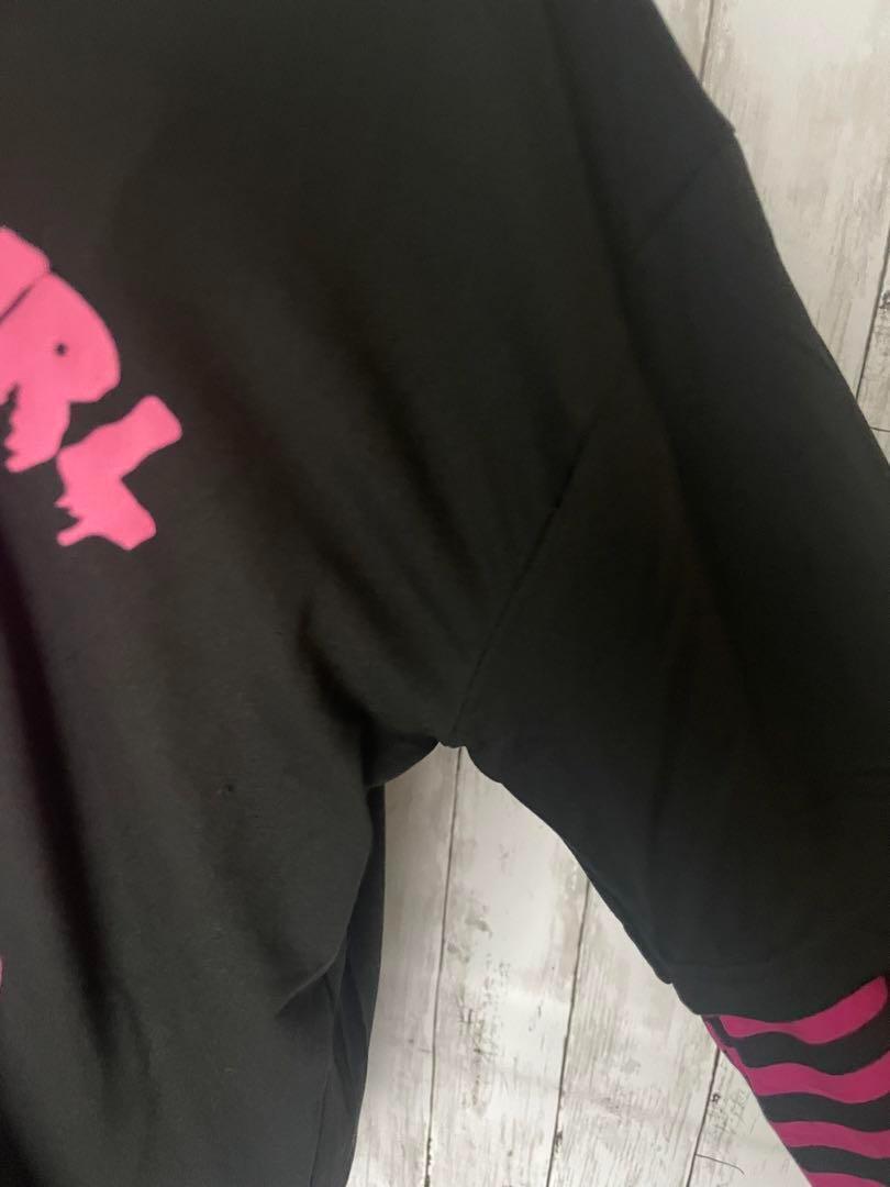 XLサイズ アニメ風ロンT 黒ピンク 大きめ 袖ストライプ 【新品未使用品】_画像10