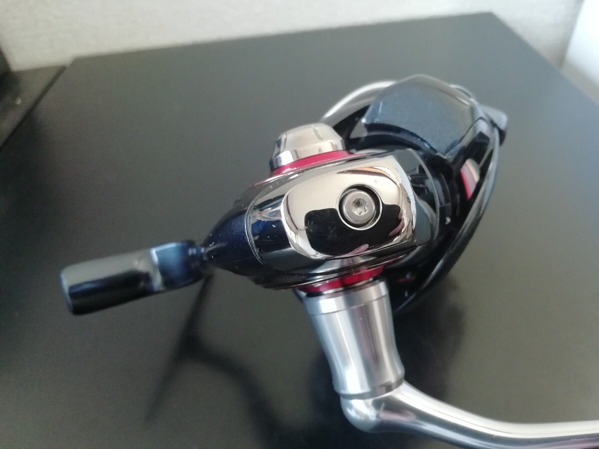 Yahoo!オークション - 美品 DAIWA 10セルテート2508RH ハイギア Yahoo!オークション - 美品 DAIWA 10セルテート2508RH ハイギア
