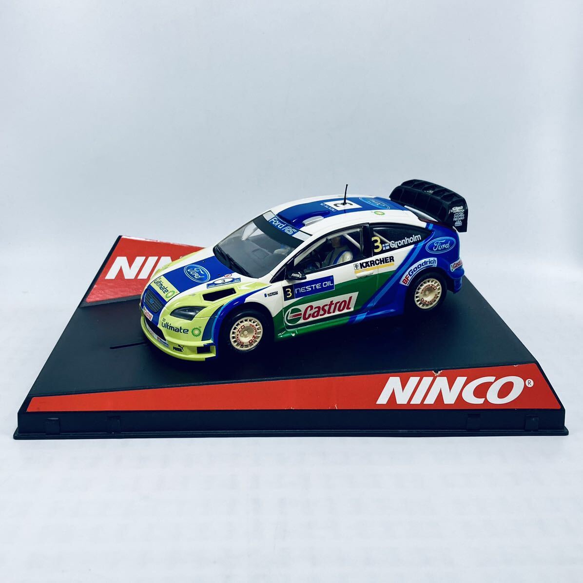 スロットカー NINCO 1/32 FORD FOCUS WRC WALES RALLY GB 2006 フォード フォーカス 50439の画像3