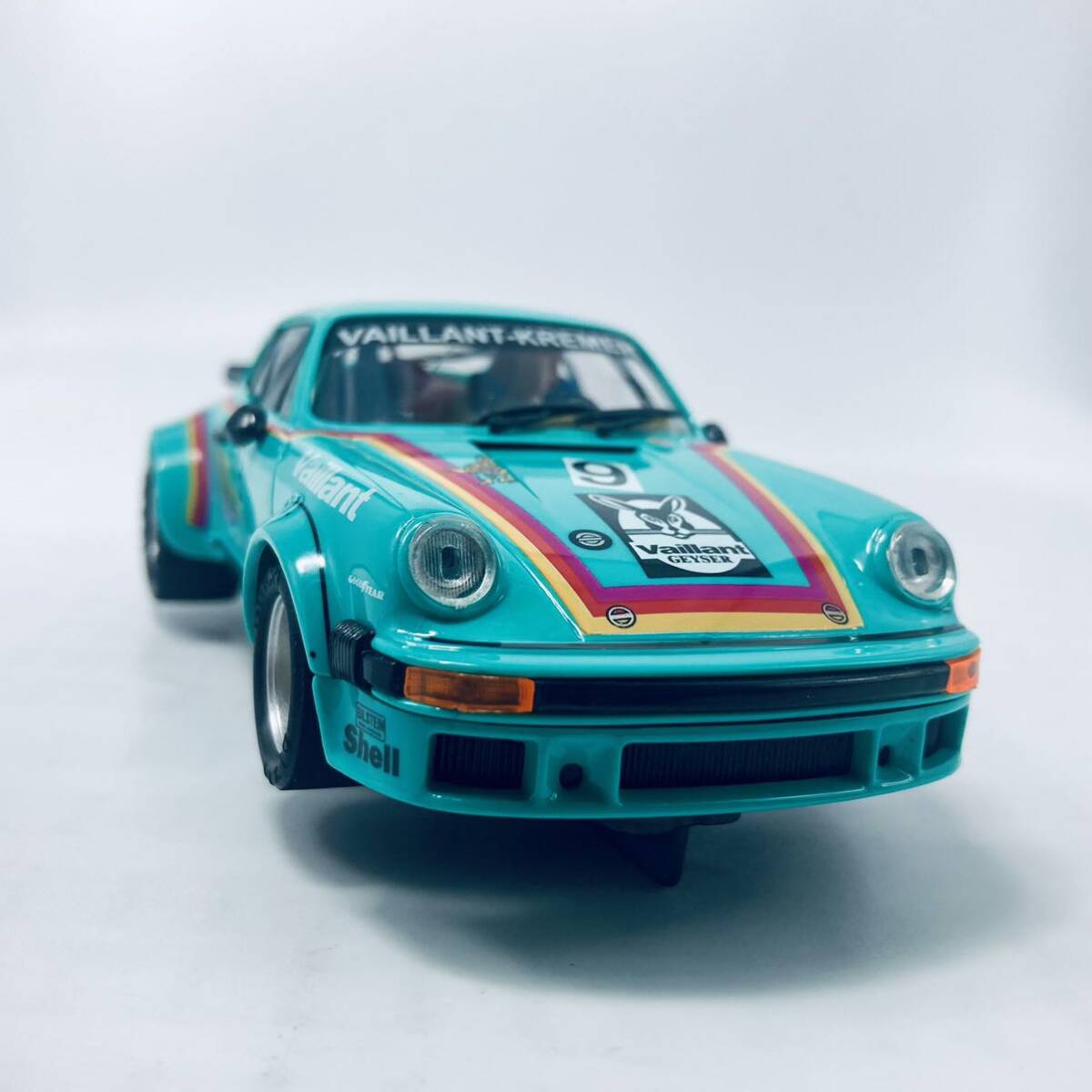 外箱台座無し スロットカー NINCO 1/32 PORSCHE 934 RSR VAILLANT DRM 1976 ポルシェ 934RSR ヴァイラント クレマーレーシングの画像5