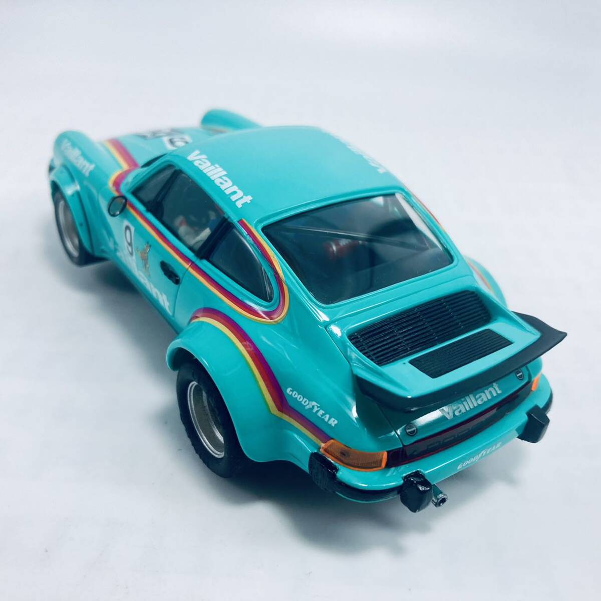 外箱台座無し スロットカー NINCO 1/32 PORSCHE 934 RSR VAILLANT DRM 1976 ポルシェ 934RSR ヴァイラント クレマーレーシングの画像9