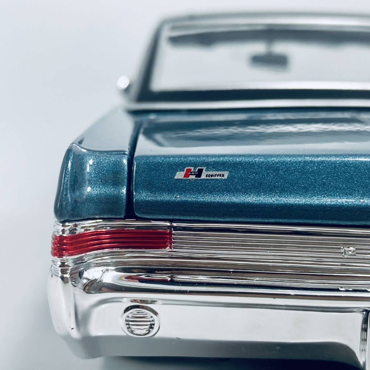 外箱無し Maisto 1/18 1965 Pontiac GTO HEMI Light Blue Metallic ポンティアックGTO ヘミV8 ライトブルーメタリックの画像8