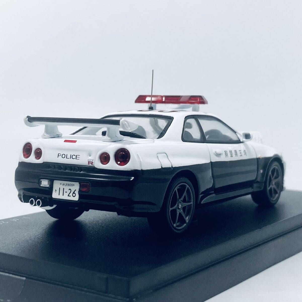 絶版品 HIKO7 RAI'S レイズ 1/43 NISSAN SKYLINE GT-R V-Spec (R34) PATROL CAR 2000 埼玉県警察高速道路交通警察隊車両の画像4