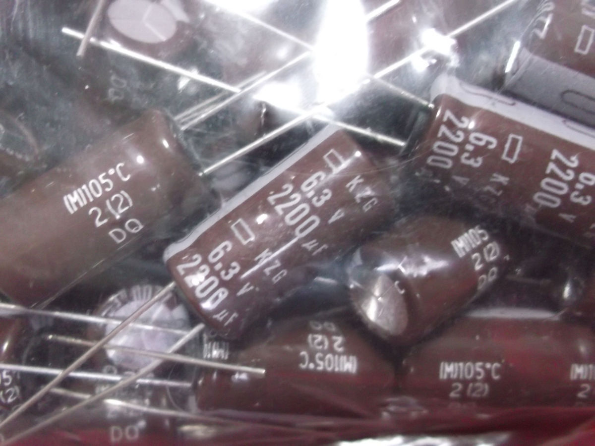  new goods *200 piece * Nippon Chemi-Con * electrolytic capacitor *6.3V2200μF