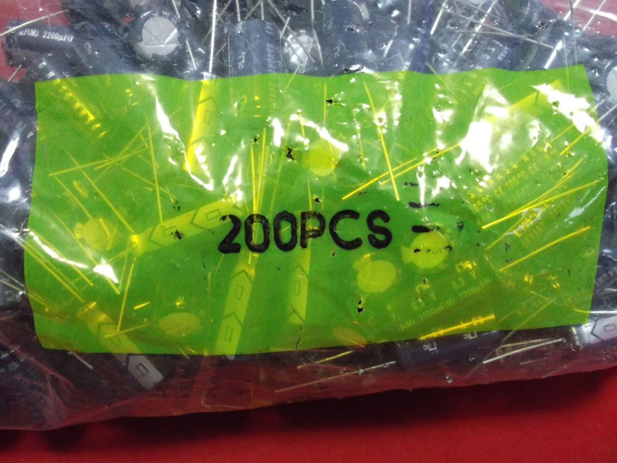  new goods *190 piece *NIC* electrolytic capacitor *6.3V2200μF