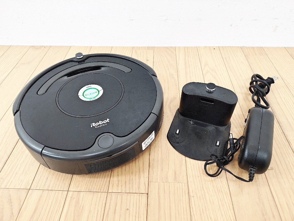 ★中古★アイロボット iRobot ルンバ Roomba 627 本体 充電機付き クリーナー 家電製品 ロボット掃除機 掃除 清掃 ホームベース)倉c_画像1