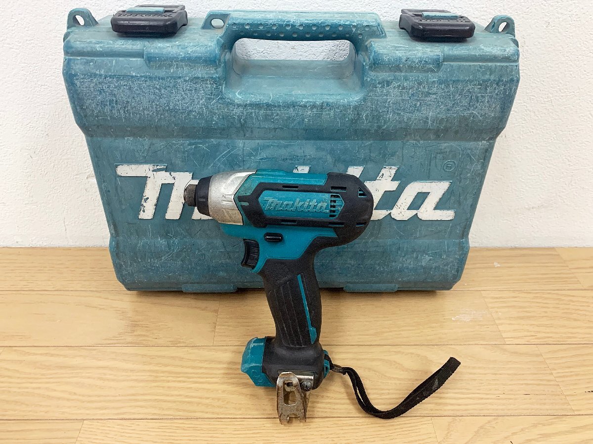 ★中古★マキタ makita 10.8V充電式インパクトドライバ TD110D 本体 ケース付 ネジ締め・穴あけなどDIYに ドリル 電動工具 コードレス)倉bの画像1