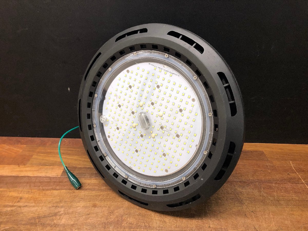 ★中古★ECODear LED投光器・高天井灯 MH-252-150W-5000K 防水IP65 22020lm 電源一体型 マルチユース型 作業灯 作業照明)倉b_画像1