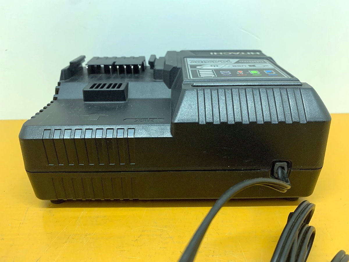 ★中古★HiKOKI ハイコーキ 急速充電器 UC18YDL 本体のみ 100V 50/60Hz 18V/14.4V対応 USB端子付 電動工具 バッテリー 純正品)倉b_画像4