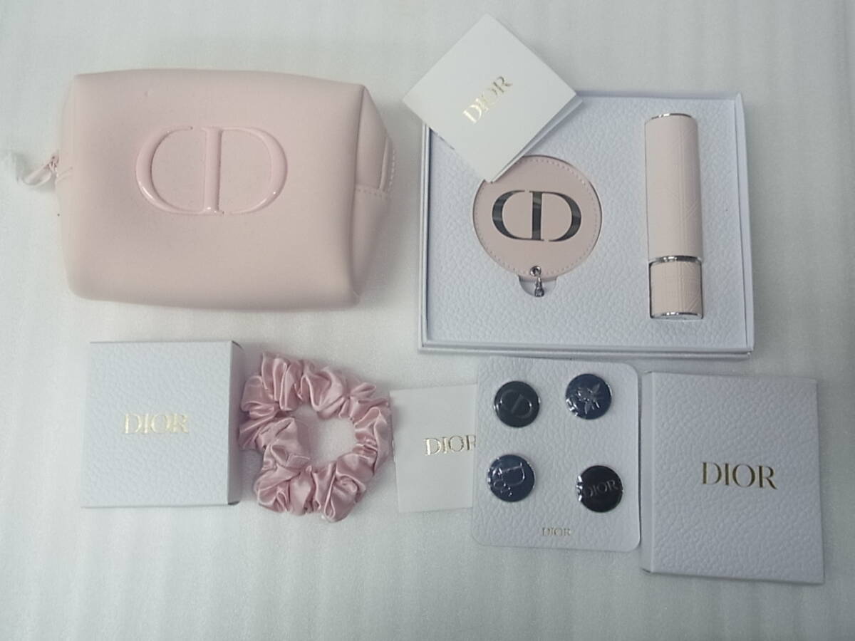 3257 Dior ディオール 香水 化粧ポーチ その他 ノベルティ ４点セット 新品同様の画像1
