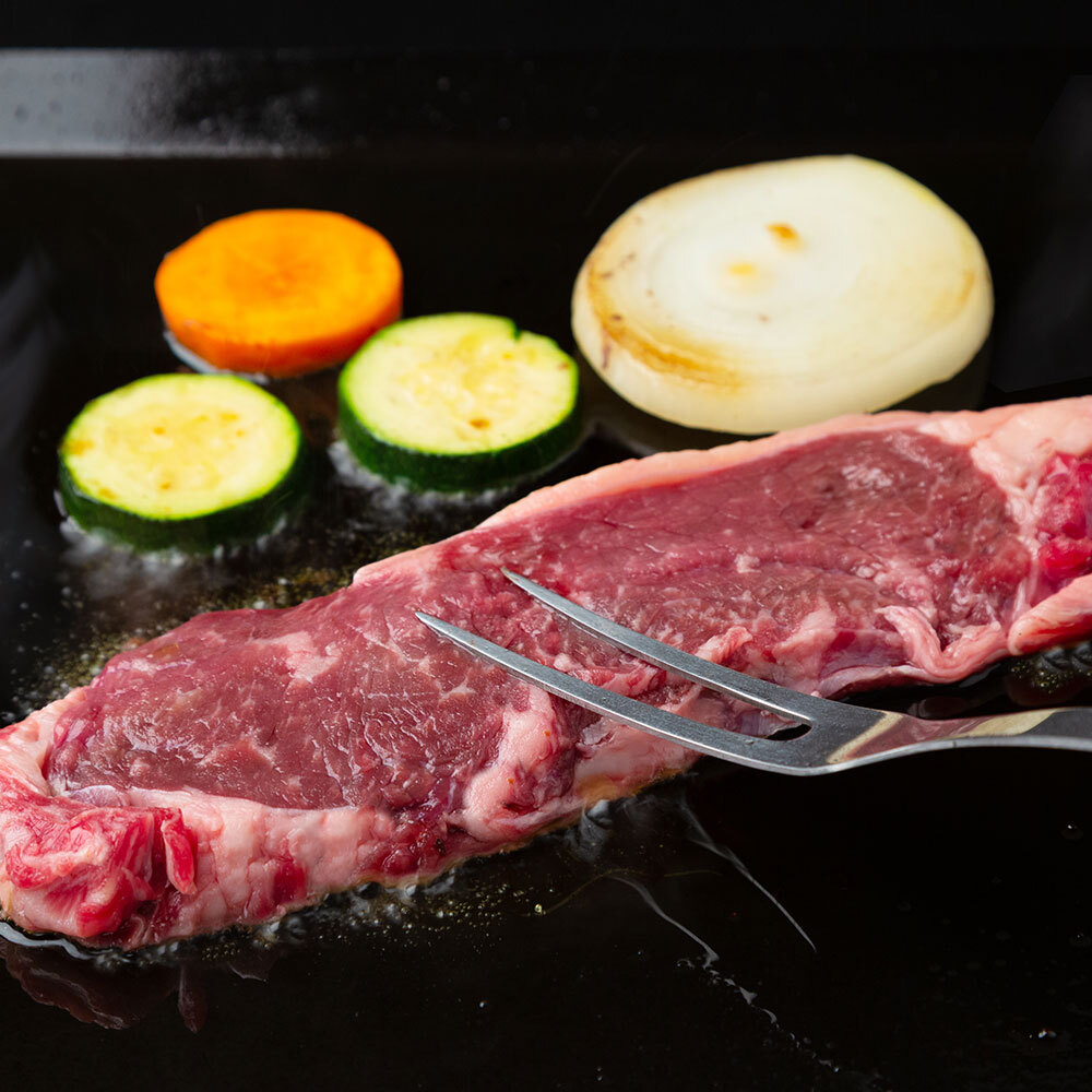  Saga cow shoulder roast steak approximately 180g×2 ( total 360g)