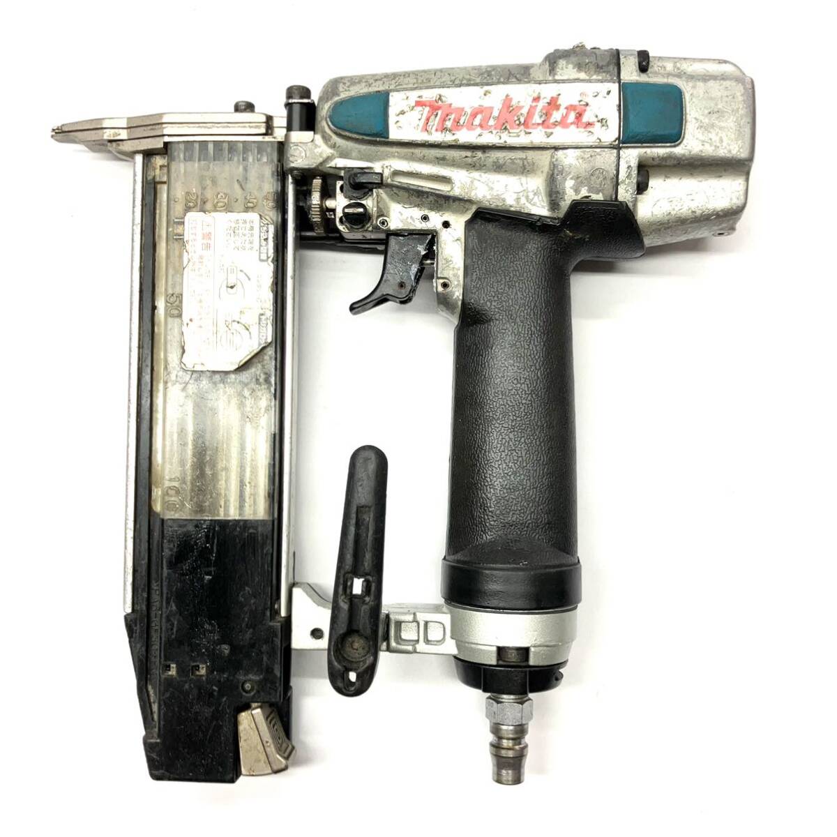 動作良好 送料無料 マキタ makita 常圧 50mm 仕上げ釘打ち機 動作良好 送料無料 マキタ makita 常圧 50mm 仕上げ釘打ち機