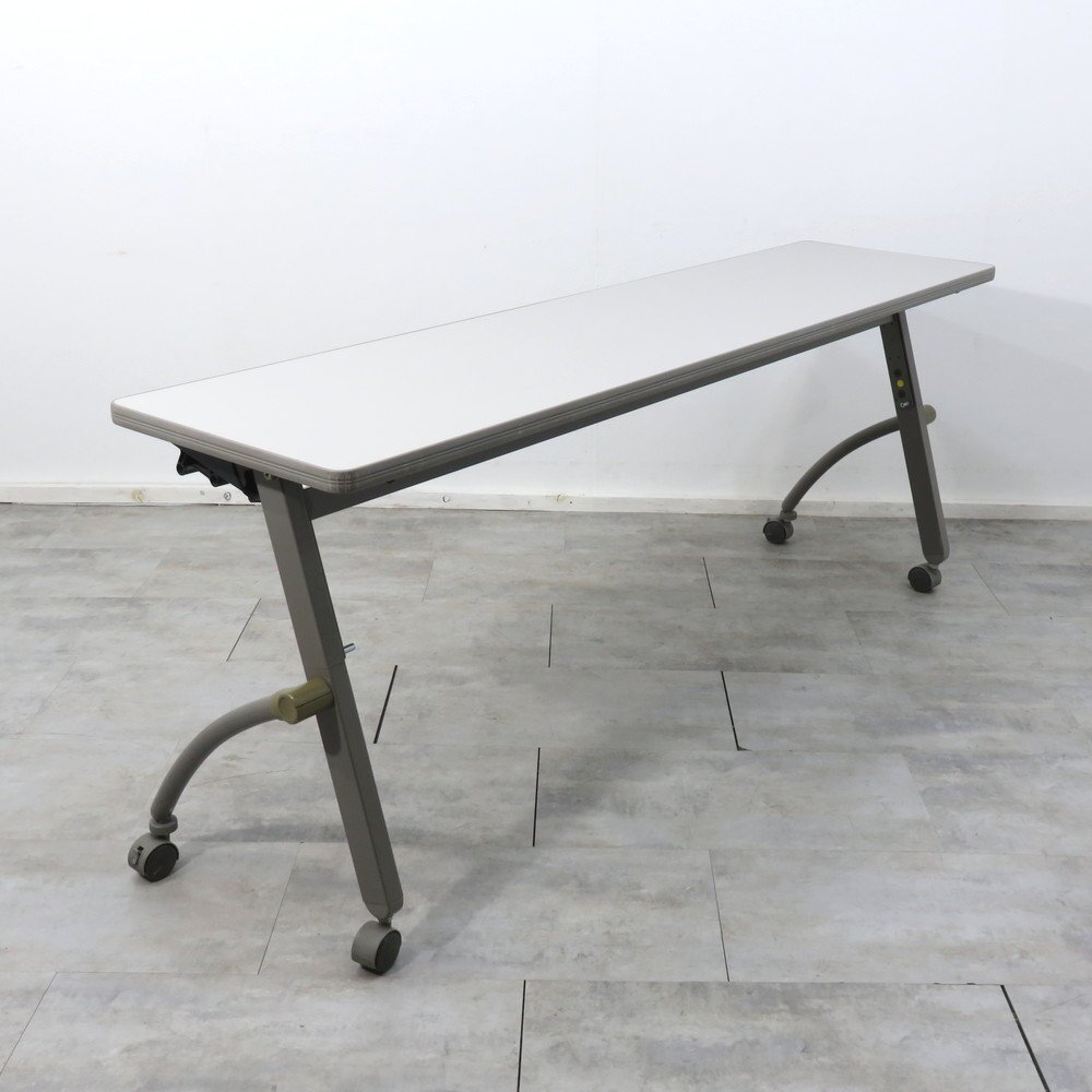 ITOKI イトーキ スタックテーブル W1800 D450 ニューグレー サイドフォールドテーブル 会議机 ミーティング YH8357 中古オフィス家具の画像4