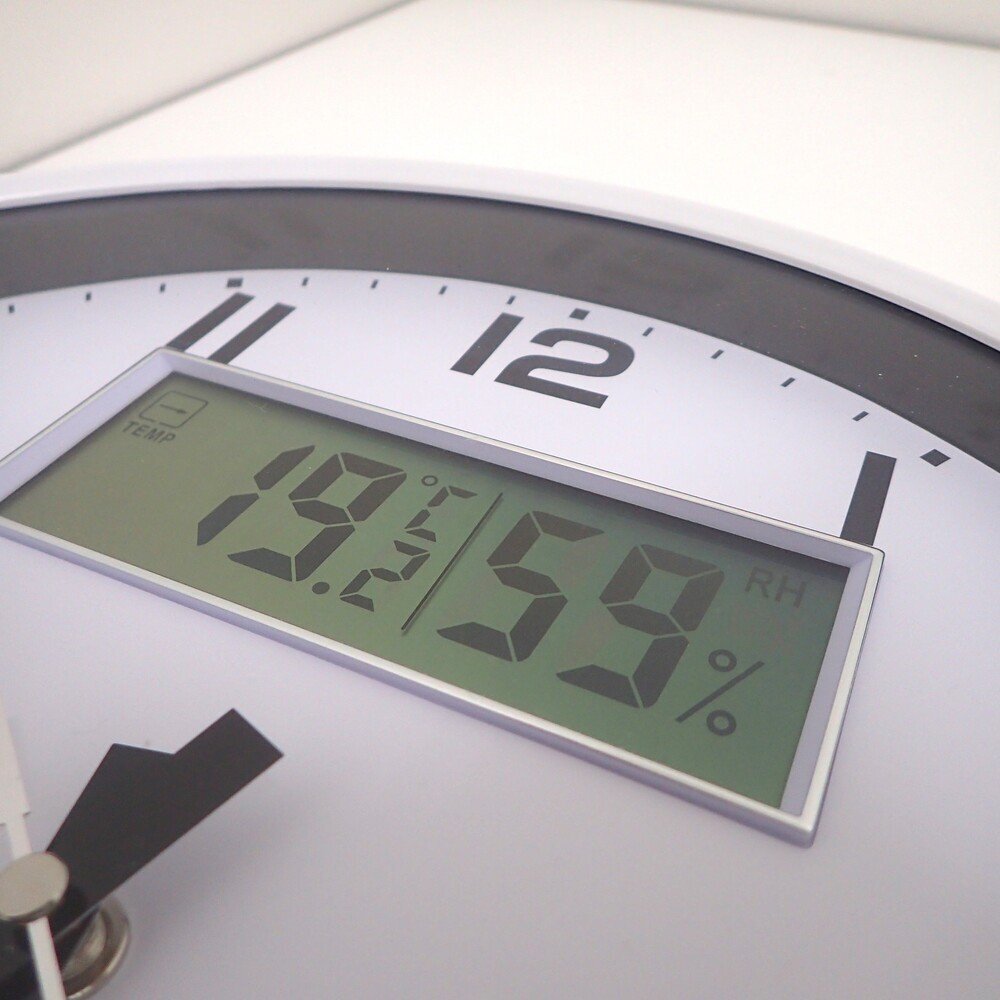 ノア精密 MAG 掛け時計 ホワイト 電波時計 クロック スイープ秒針 カレンダー 温湿度計 オフィス 事務所 家電 EG13582 中古オフィス家電の画像4