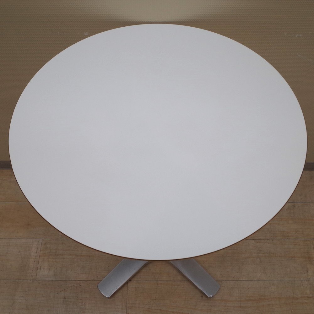 パブリック 丸テーブル 直径60cm ホワイト カフェテーブル ダイニングテーブル 作業台 荷台 H740 多目的 KK13457 中古オフィス家具の画像3