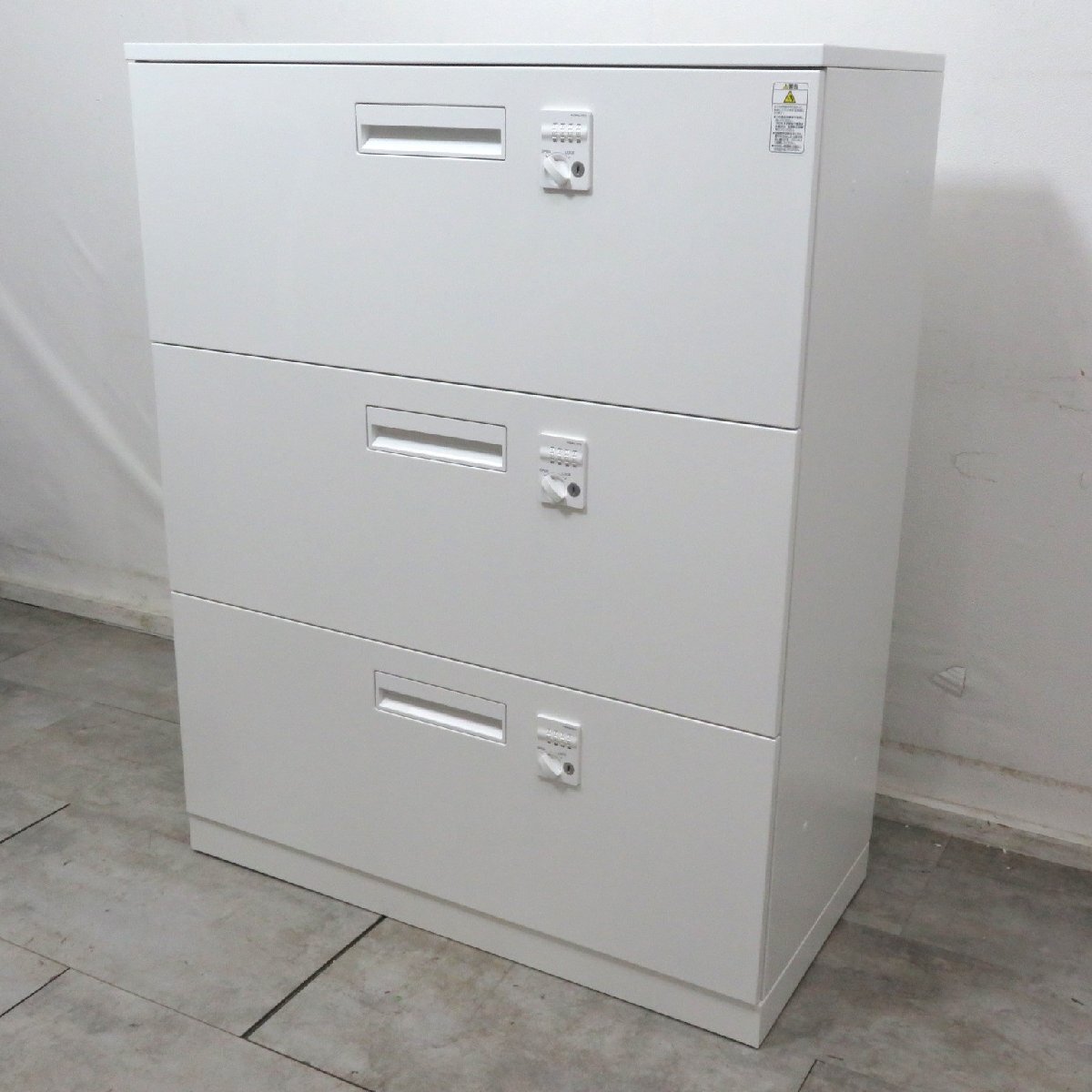 KOKUYO コクヨ BWU-LR3AD59SAWN3 3段ラテラル書庫 ホワイト キャビネット 収納庫 物置 書類棚 引き出し 単体書庫 EG13062 中古オフィス家具
