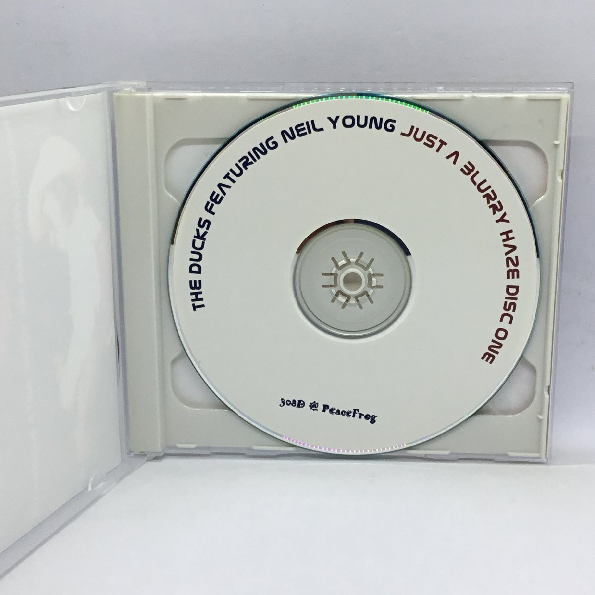 CD-R ◇ THE DUCKS FEATURING NEIL YOUNG / JUST A BLURRY HAZE (2CD-R) PF-308Dの画像3