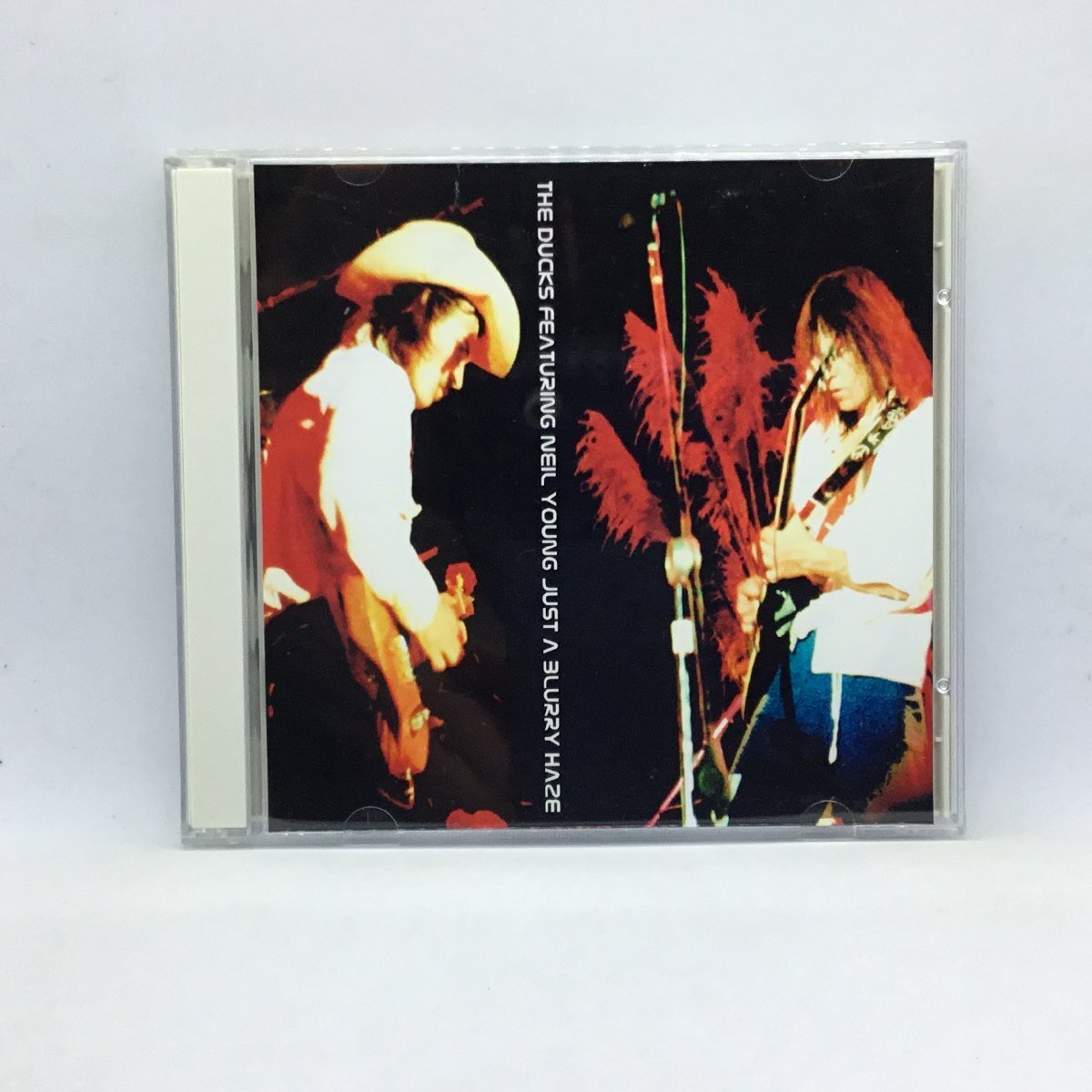 CD-R ◇ THE DUCKS FEATURING NEIL YOUNG / JUST A BLURRY HAZE (2CD-R) PF-308Dの画像1