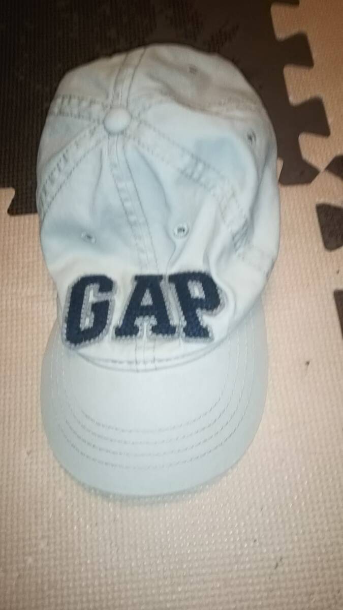 美品 GAPの帽子②の画像1