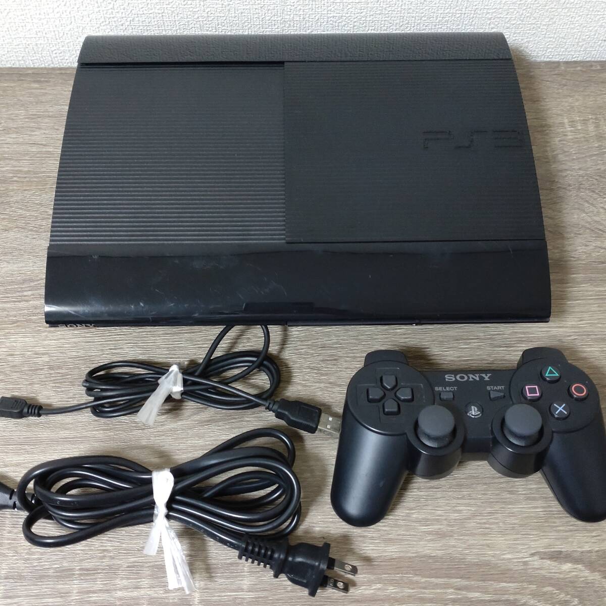 【動作確認済み】PlayStation3 CECH-4300C 本体 電源ケーブル コントローラー(ケーブル付き) プレステ3 PS3 ゲーム機 テレビゲームの画像1
