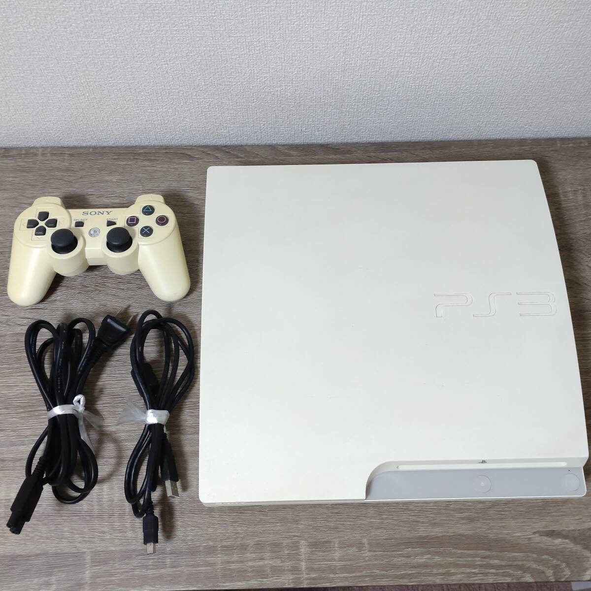 【動作確認済み】SONY ソニー PlayStation3 CECH-3000A ホワイト プレイステーション3 プレステ3 PS3 テレビゲーム ゲーム機の画像1