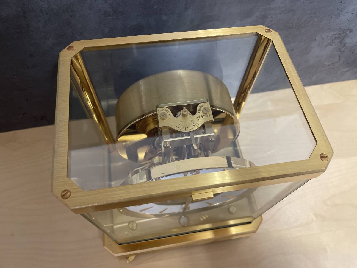 JAEGER-LECOULTRE ATMOS ジャガー・ルクルト アトモス空気時計 置時計 ゴールドの画像4