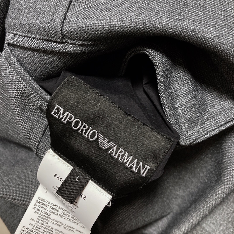 92Y240401C 未使用 EMPORIO ARMANI アルマーニ メンズ ライトダウン 薄手 ジャケット ブレザー 検 ブルゾン コート ニット カーディガン_画像7