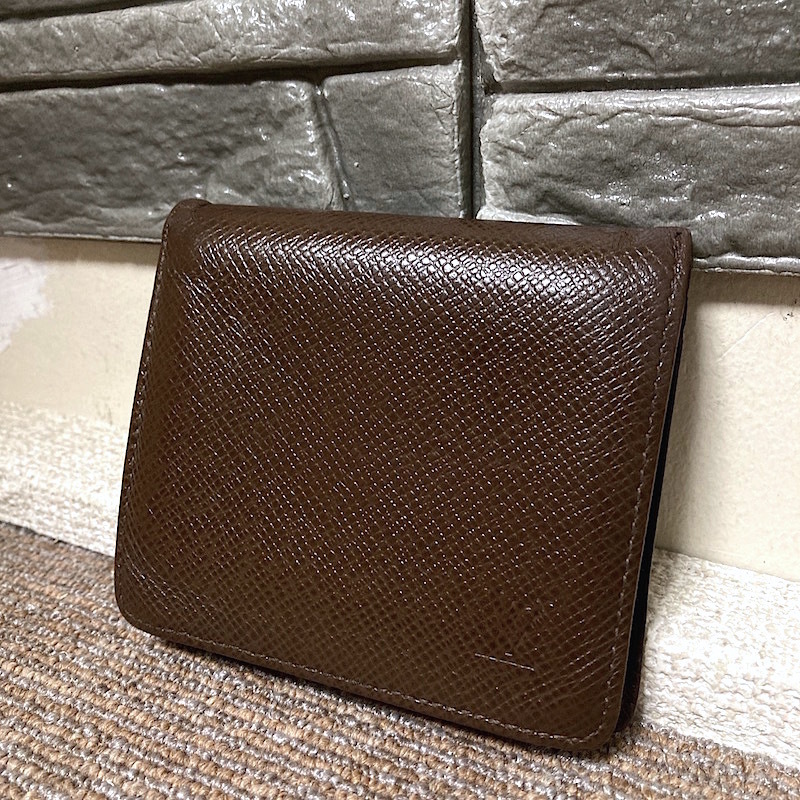 44Y240412V SSS美品 LOUISVUITTON ルイヴィトン タイガ ポルトビエ カルトクレディ 財布 検 2つ折り 折りたたみ ウォレット M30458