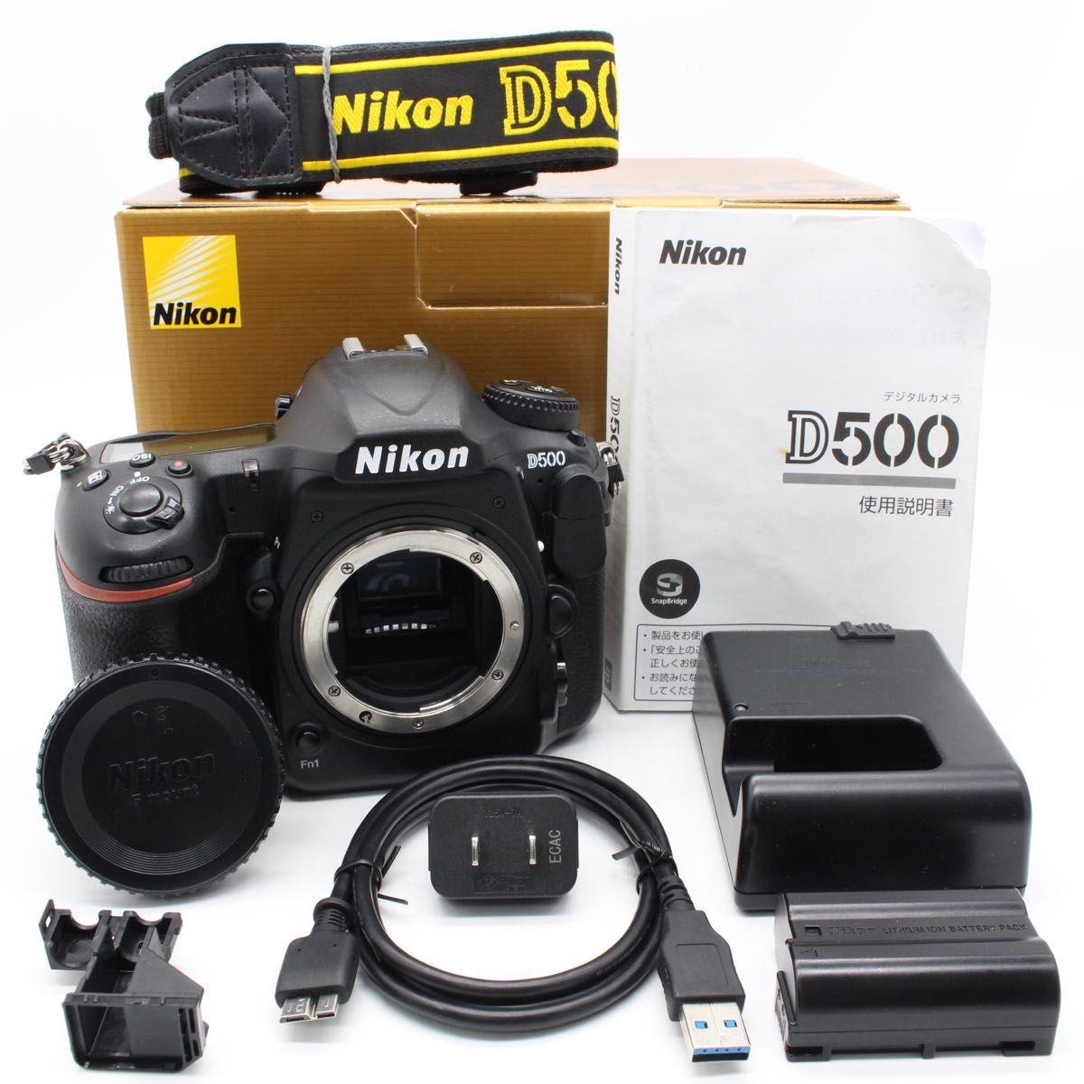 Nikon D500 ボディ ショット数73311