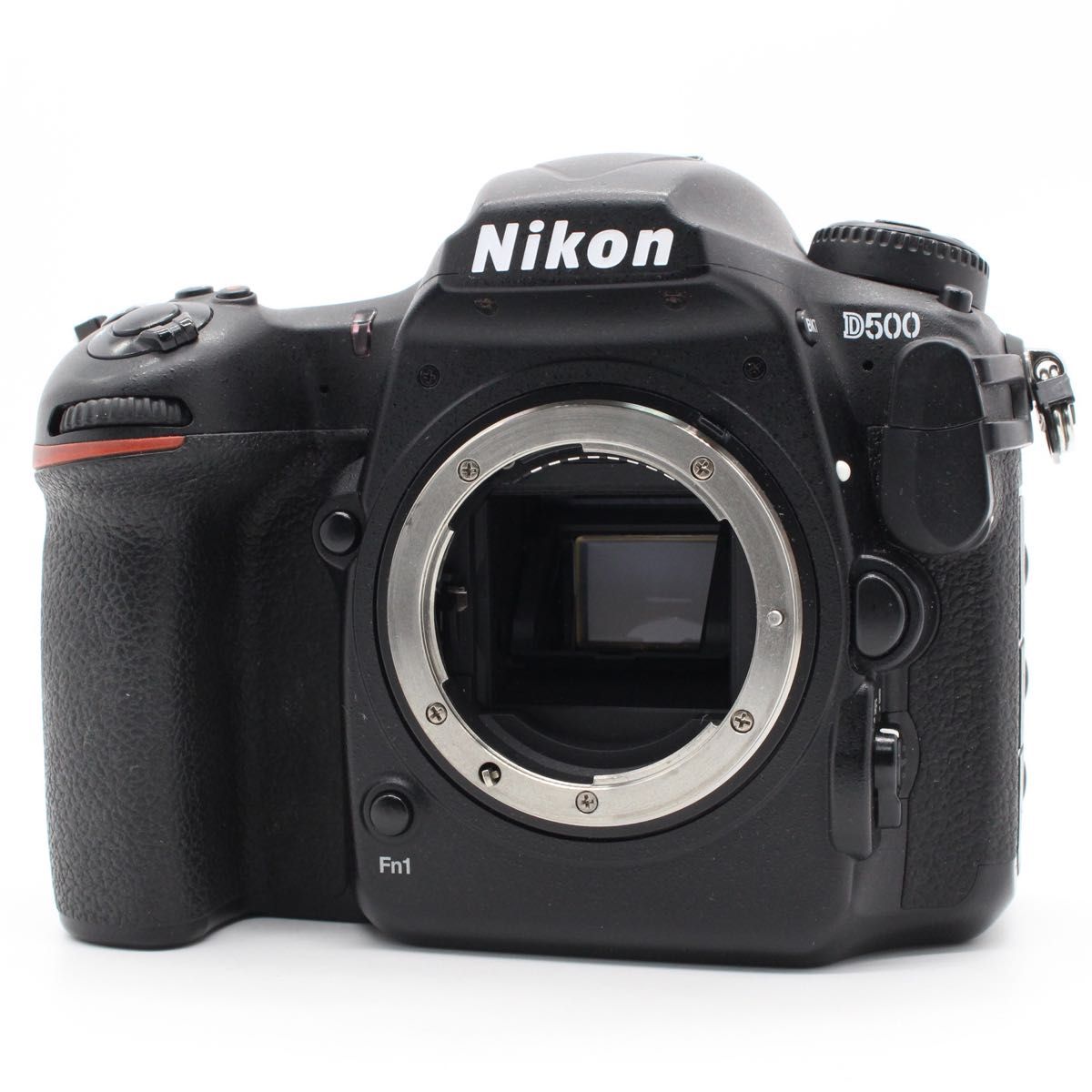 Nikon D500 ボディ ショット数73311